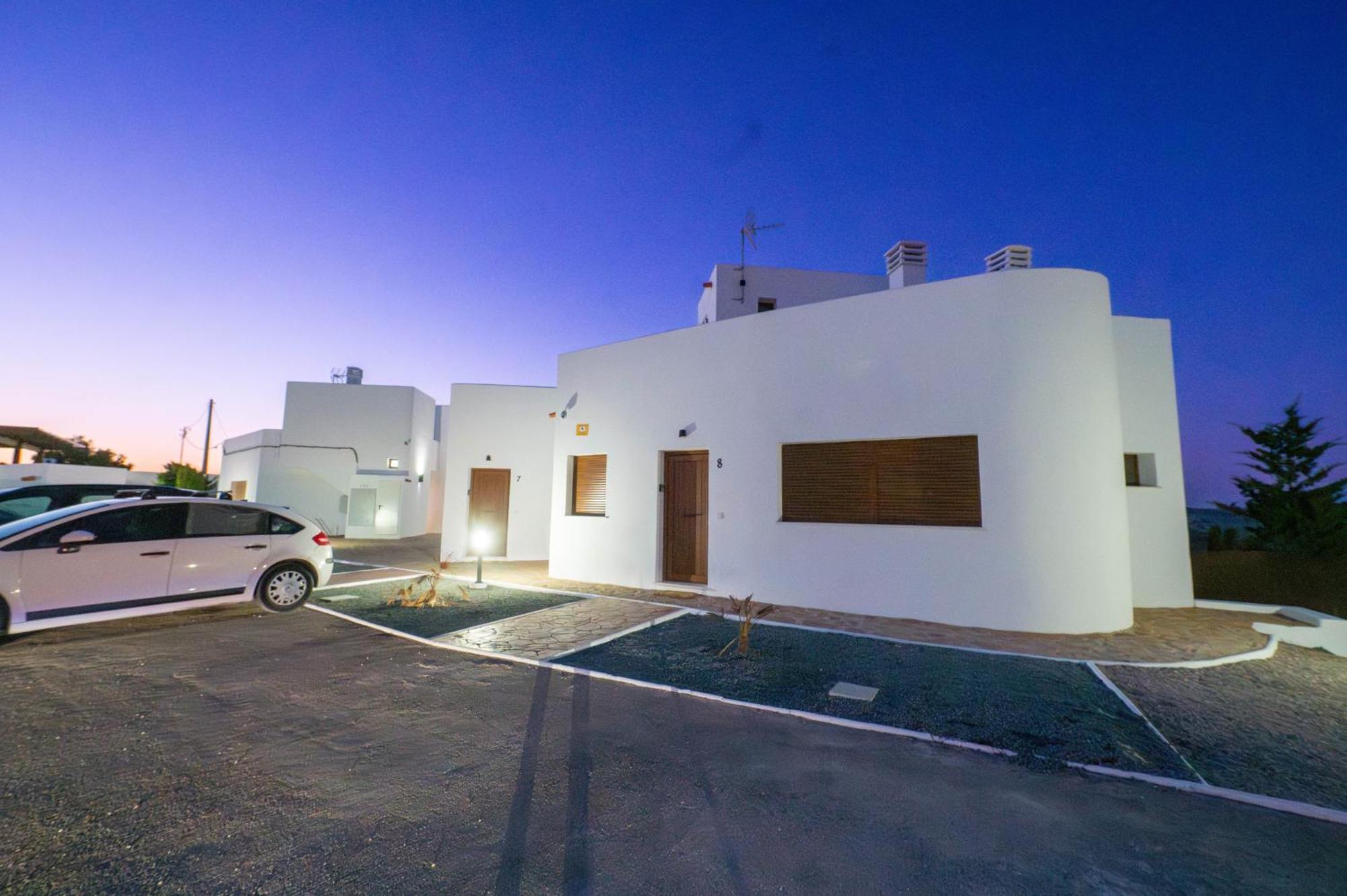 Complejo Turistico Los Bayiyos Agua Amarga  Bagian luar foto